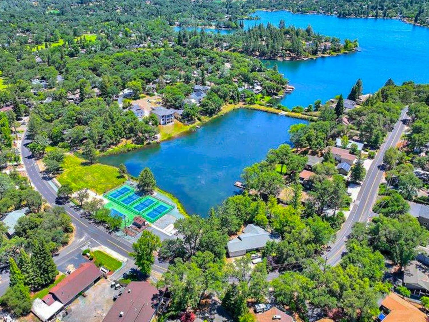 11384 Torrey Pines Drive