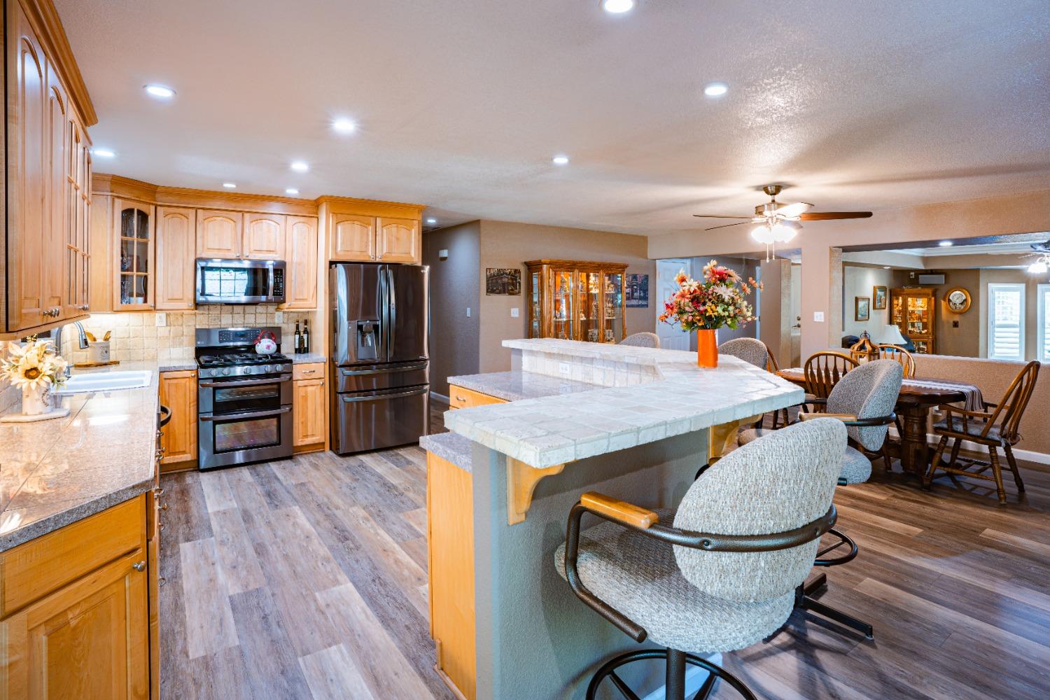 11384 Torrey Pines Drive