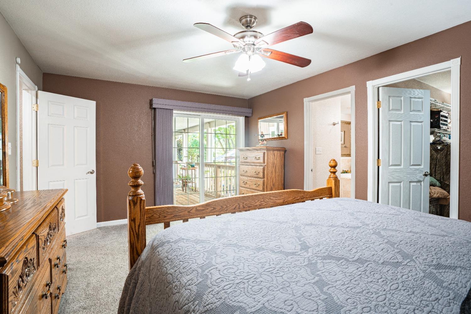 11384 Torrey Pines Drive