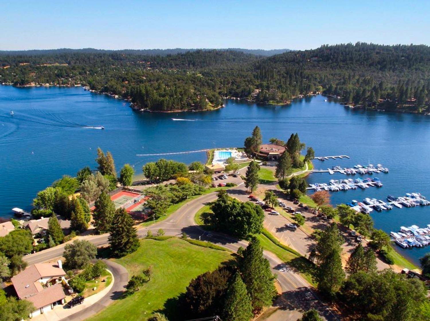 11384 Torrey Pines Drive