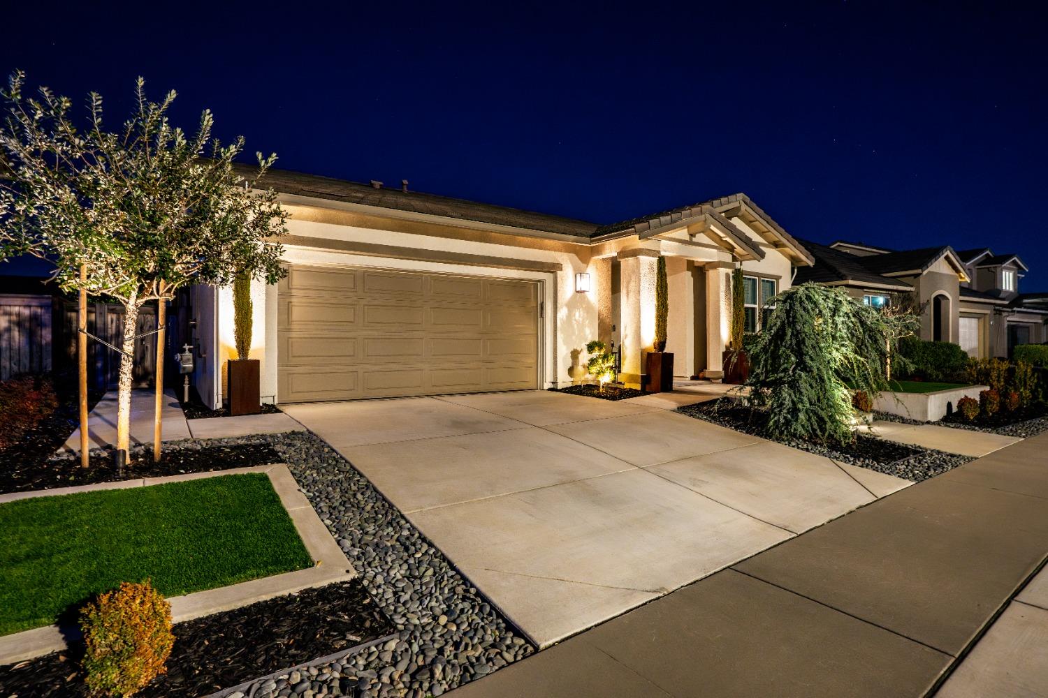 7064 Old Saybrook Way