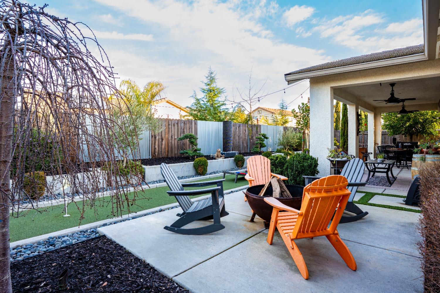 7064 Old Saybrook Way