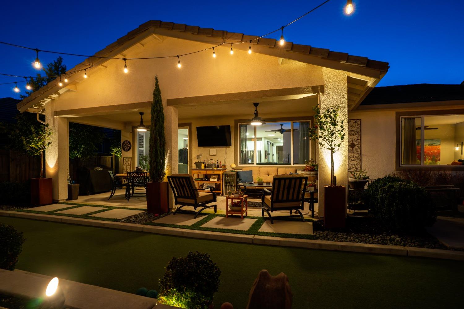 7064 Old Saybrook Way