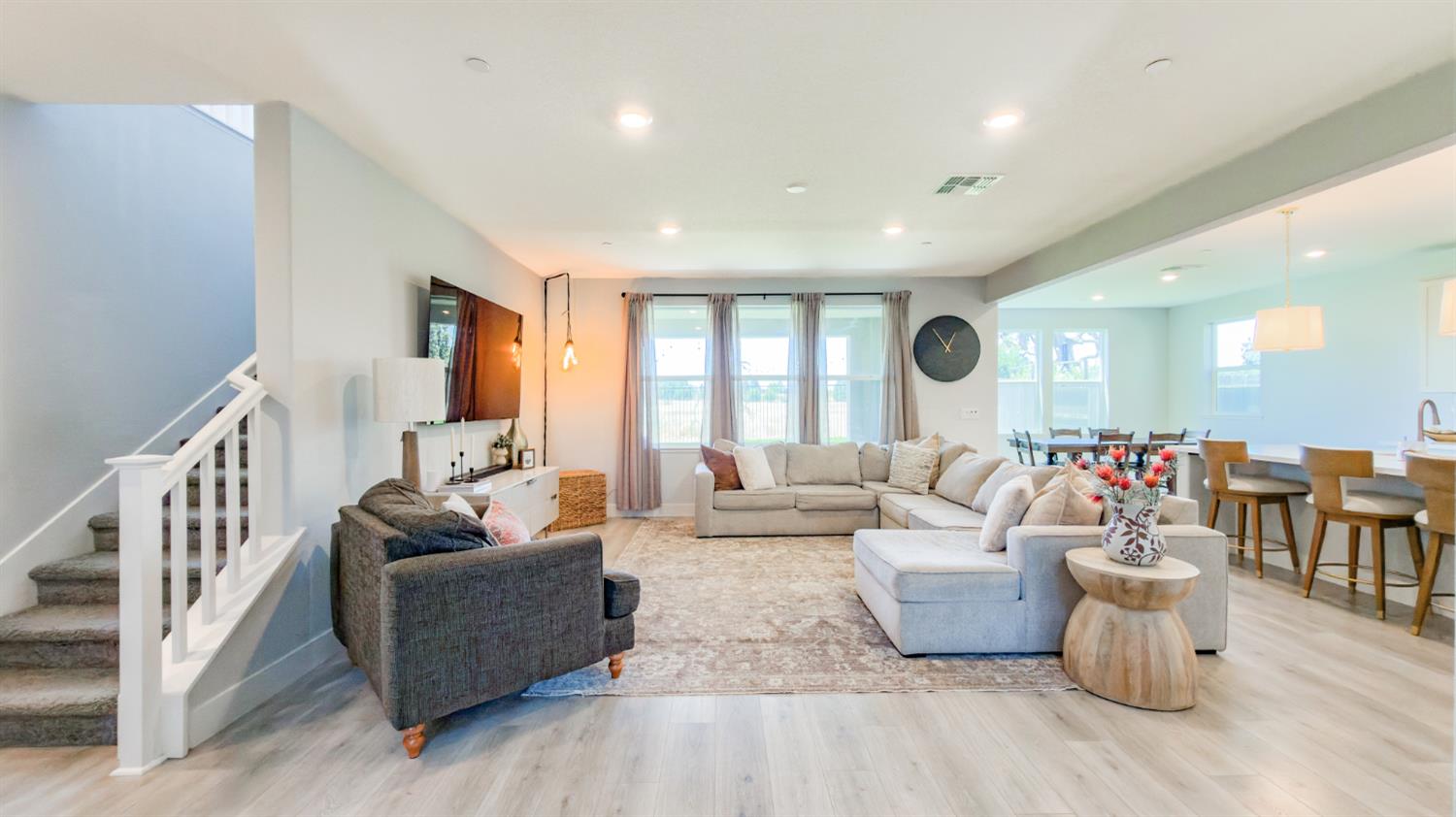 2152 Challenger Way