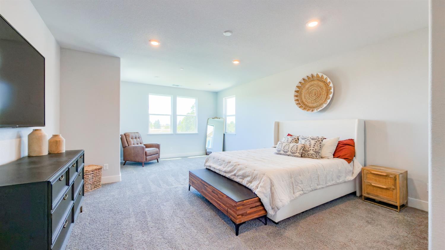 2152 Challenger Way