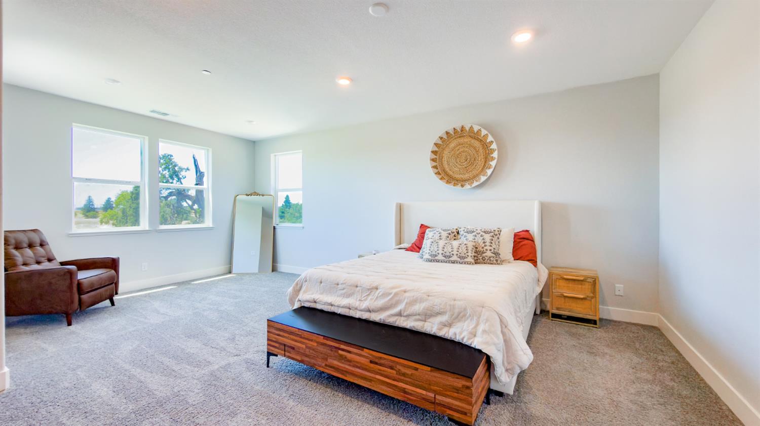 2152 Challenger Way