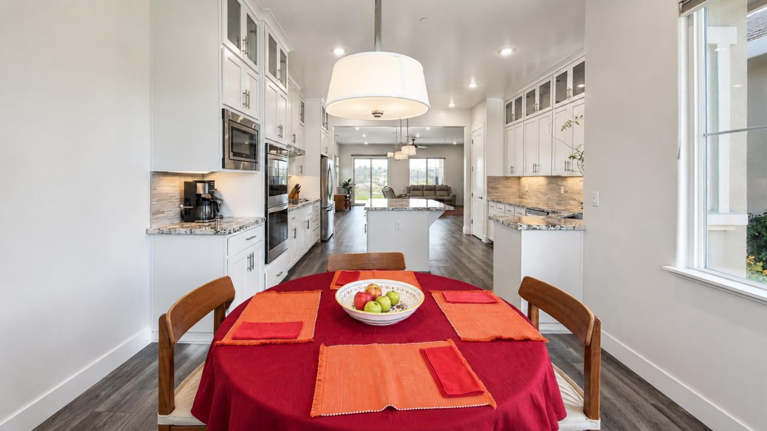 1233 Buck Ridge Court
