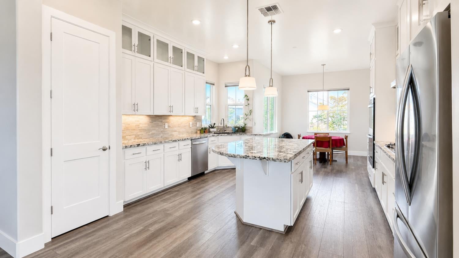 1233 Buck Ridge Court