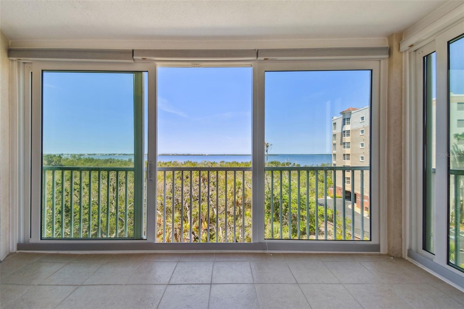 2625 TERRA CEIA BAY BLVD #406