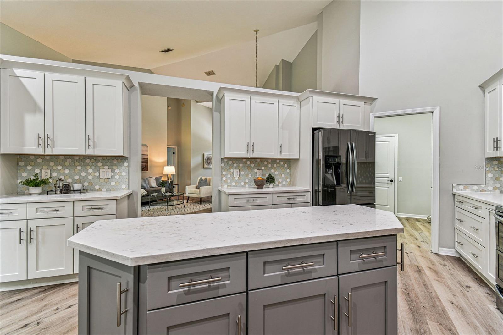 4933 EBENSBURG DR