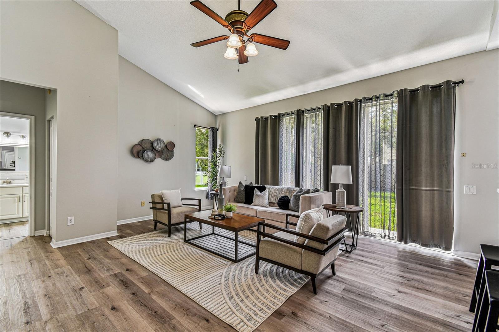 4933 EBENSBURG DR