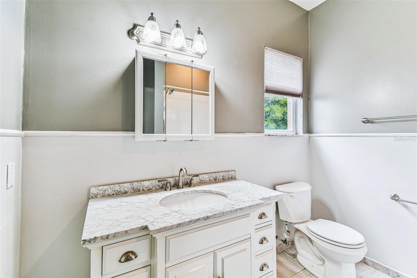 4933 EBENSBURG DR