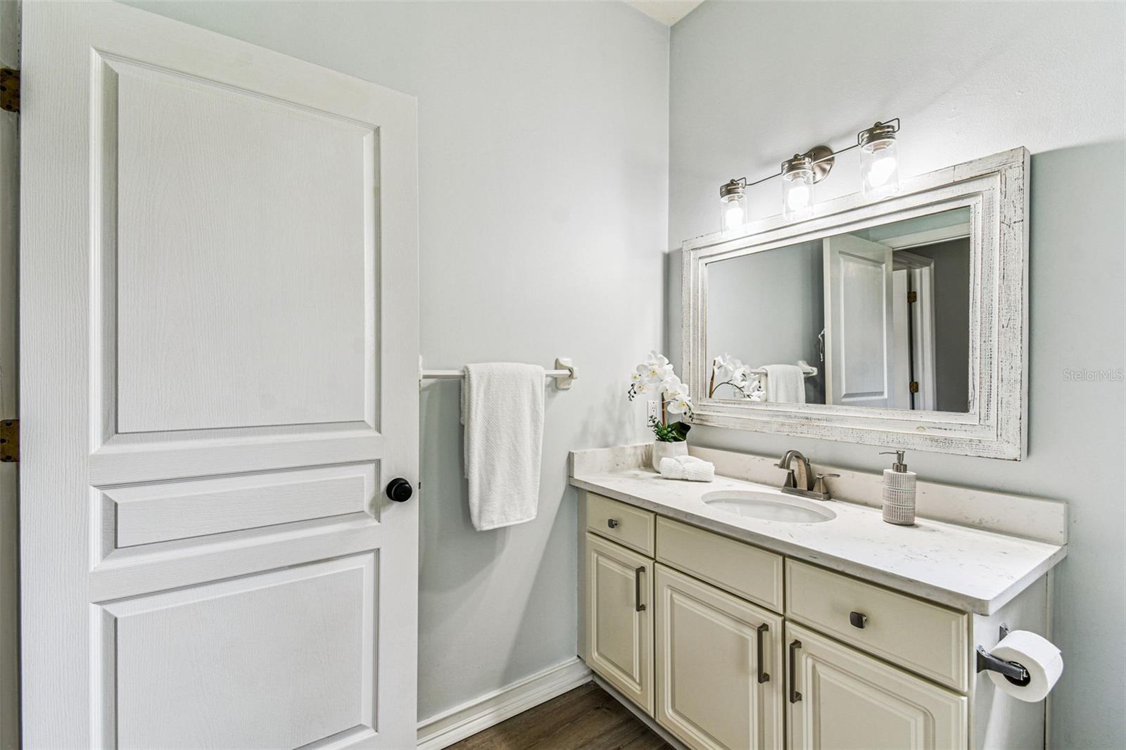 4933 EBENSBURG DR
