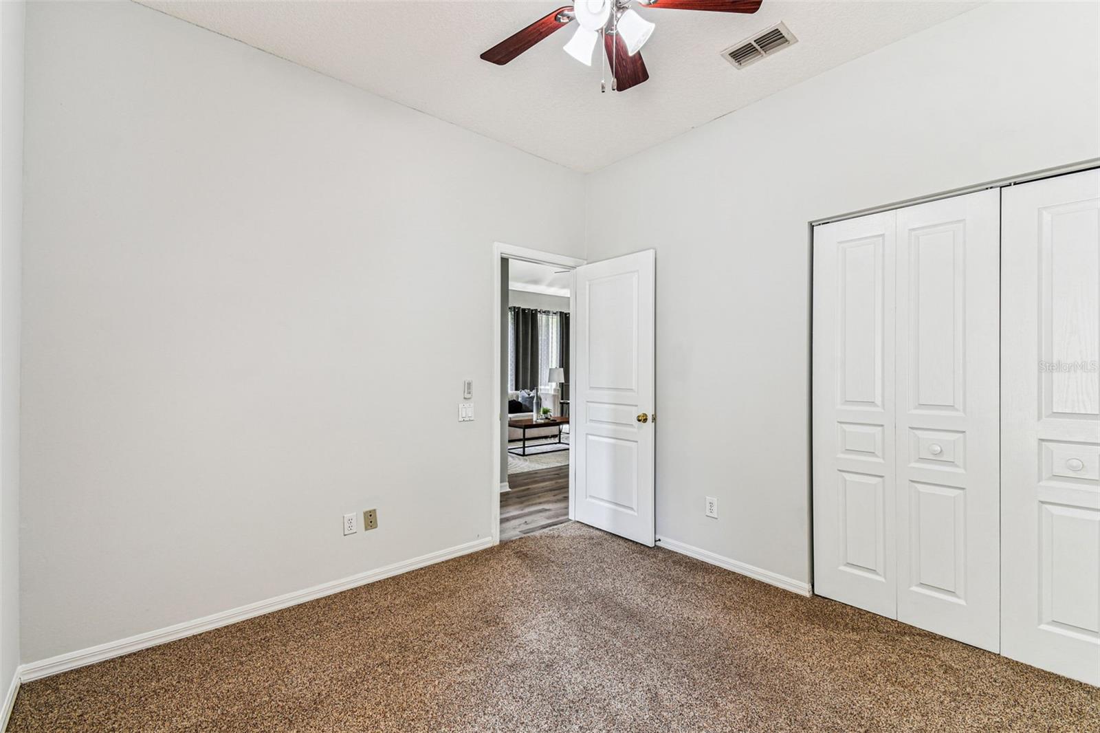 4933 EBENSBURG DR