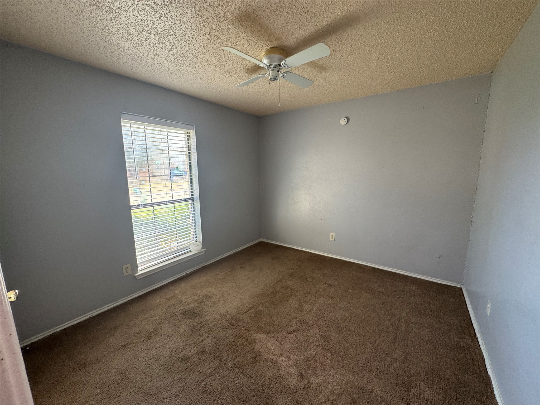 1606 Phillips Lane