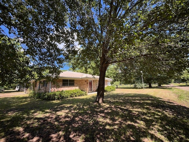 180 Nacogdoches St.