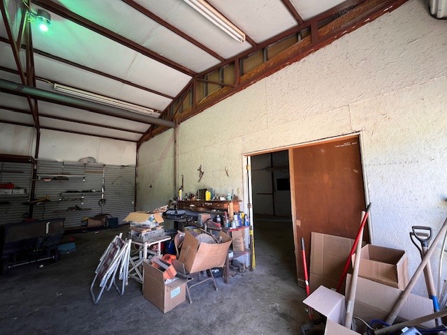 180 Nacogdoches St.