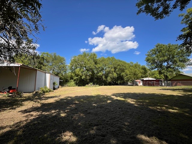 180 Nacogdoches St.