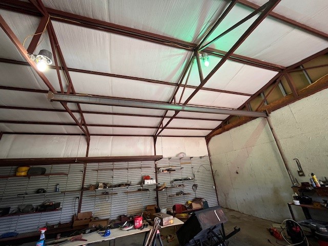 180 Nacogdoches St.