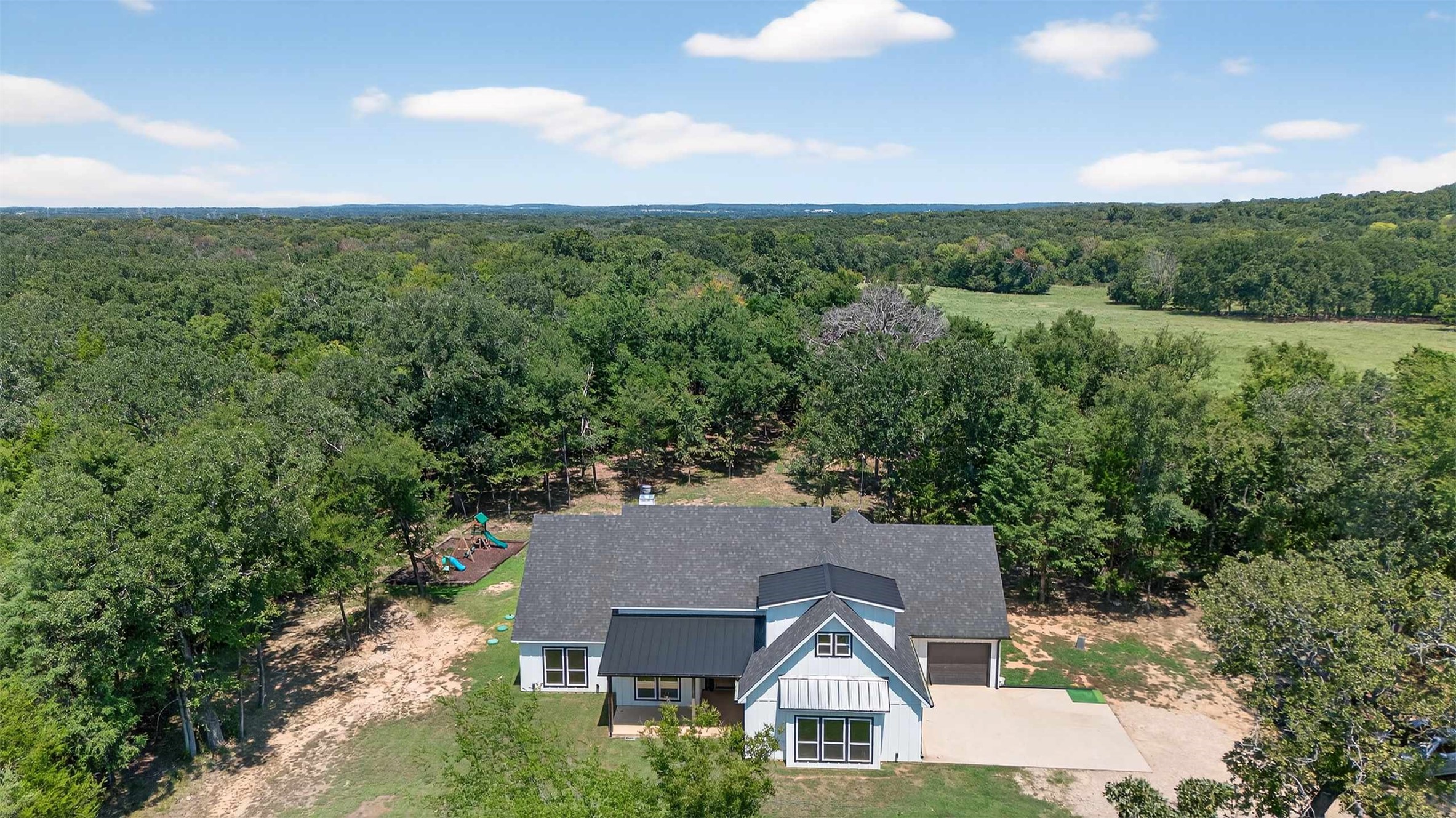 9697 County Road 1405