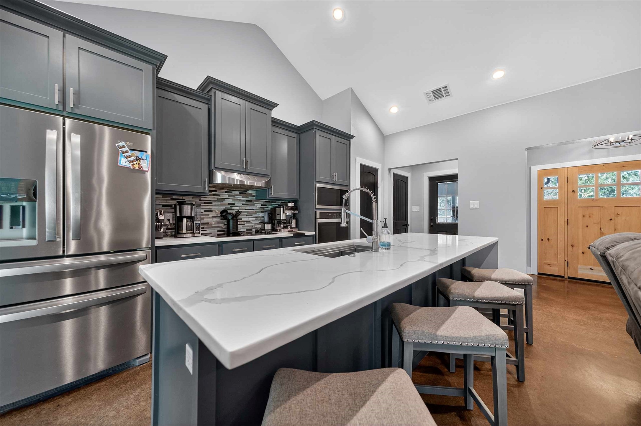 9697 County Road 1405