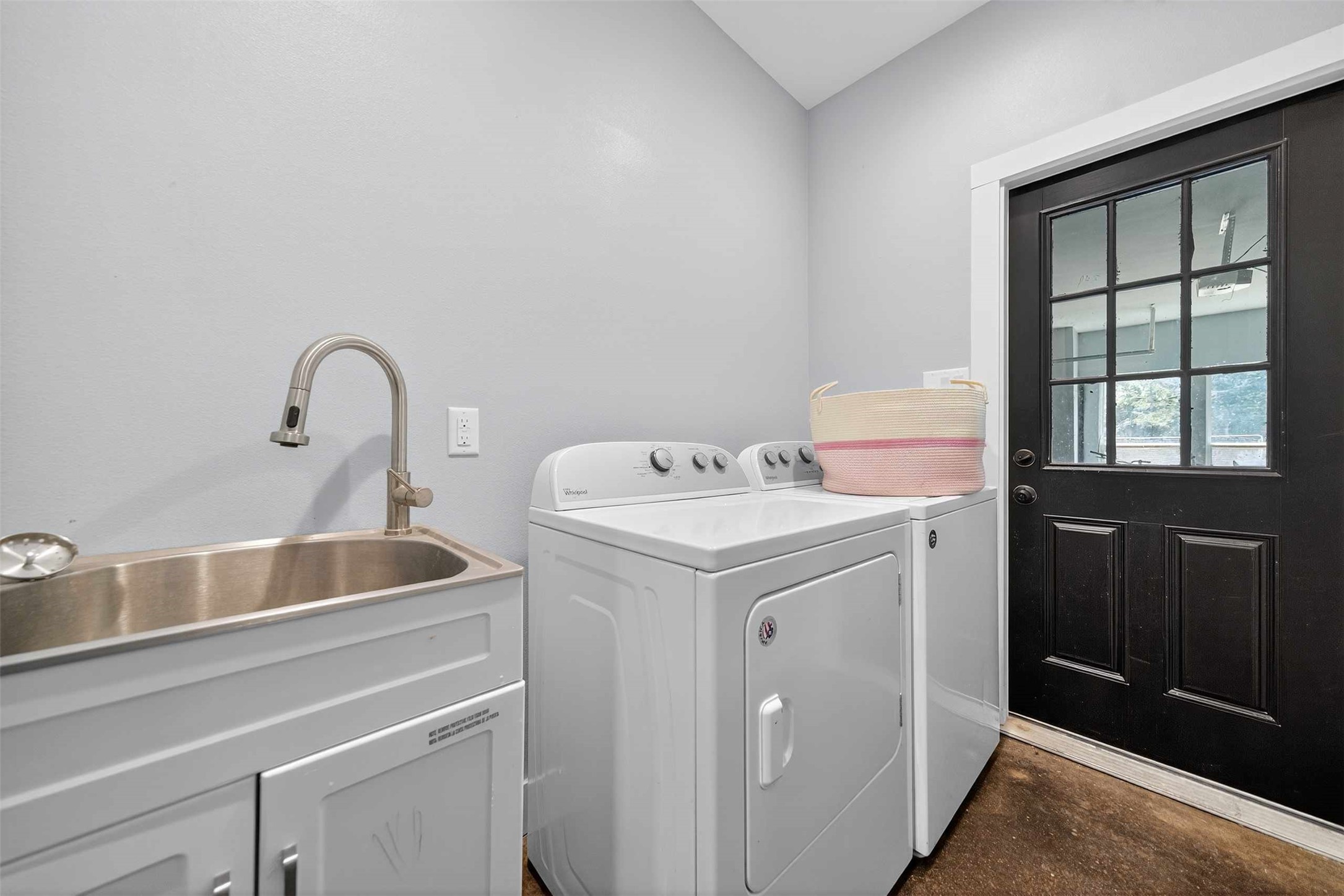 9697 County Road 1405