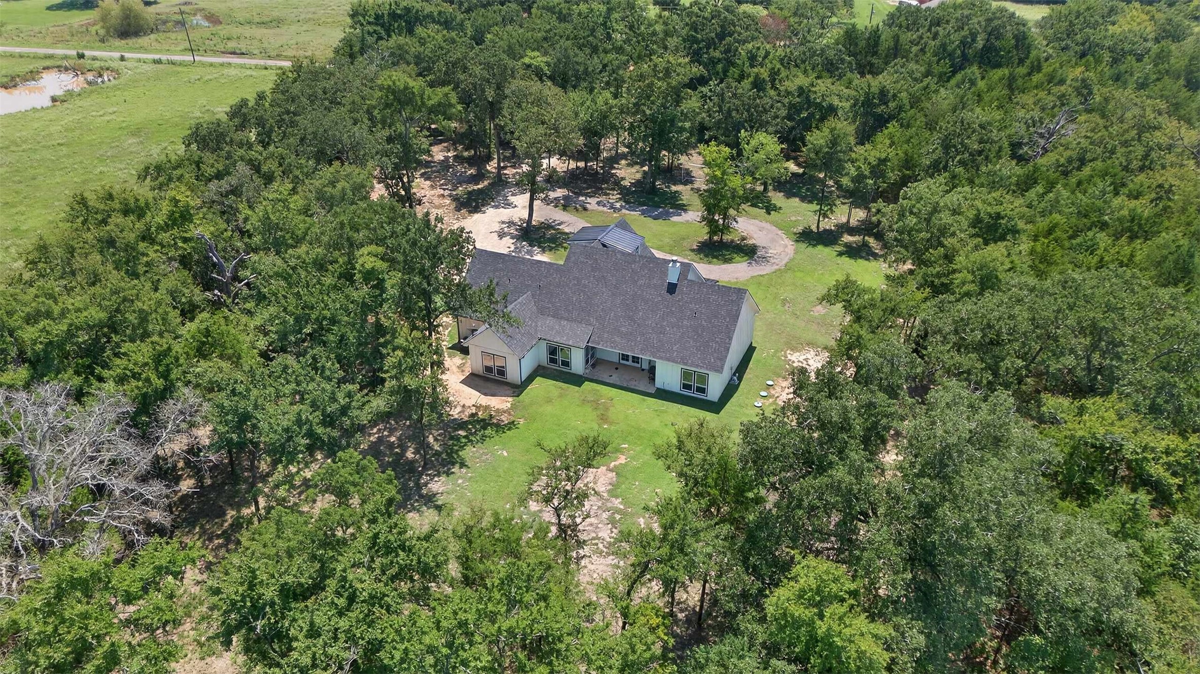 9697 County Road 1405