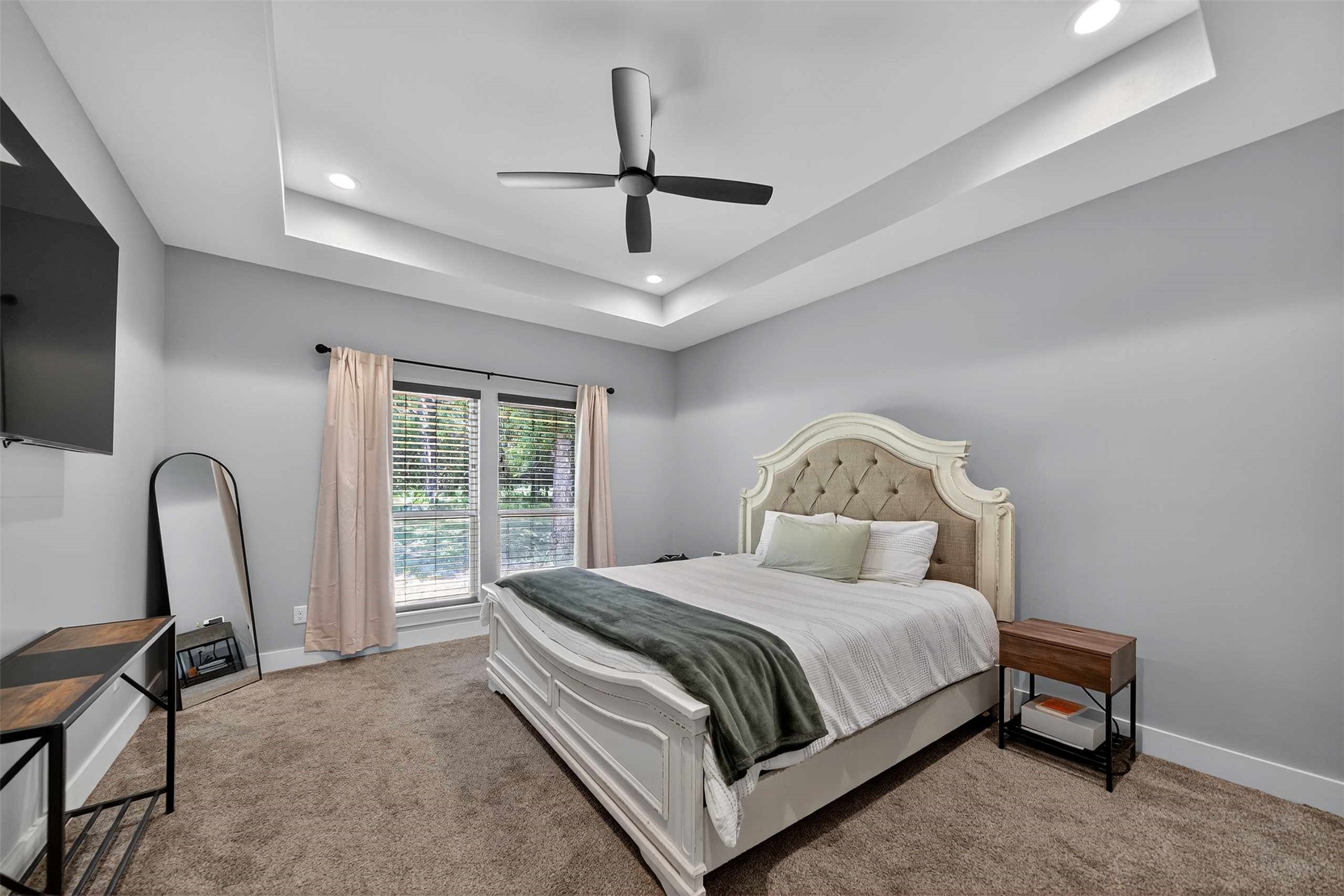 9697 County Road 1405