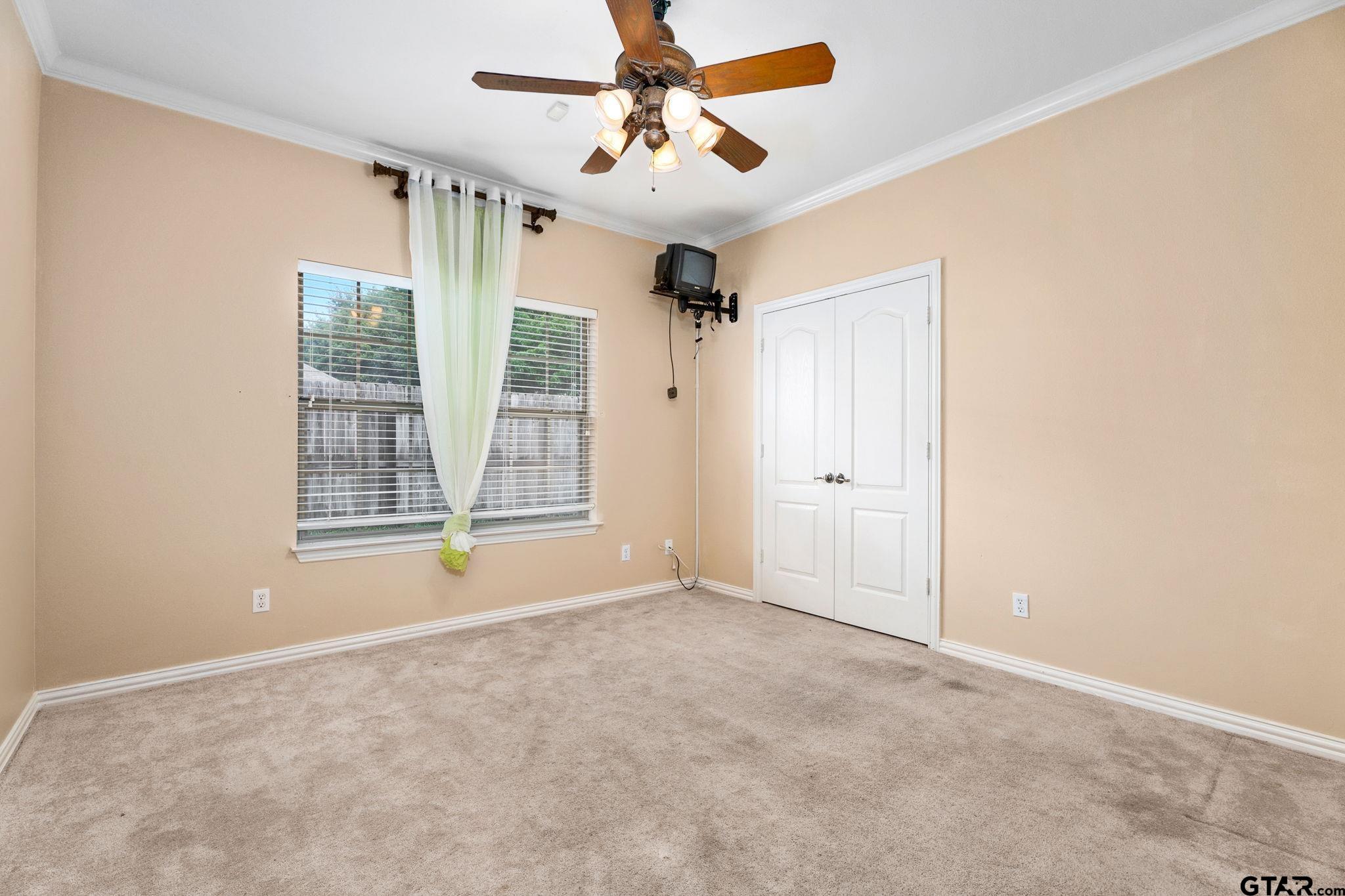 1213 Spring Branch Dr