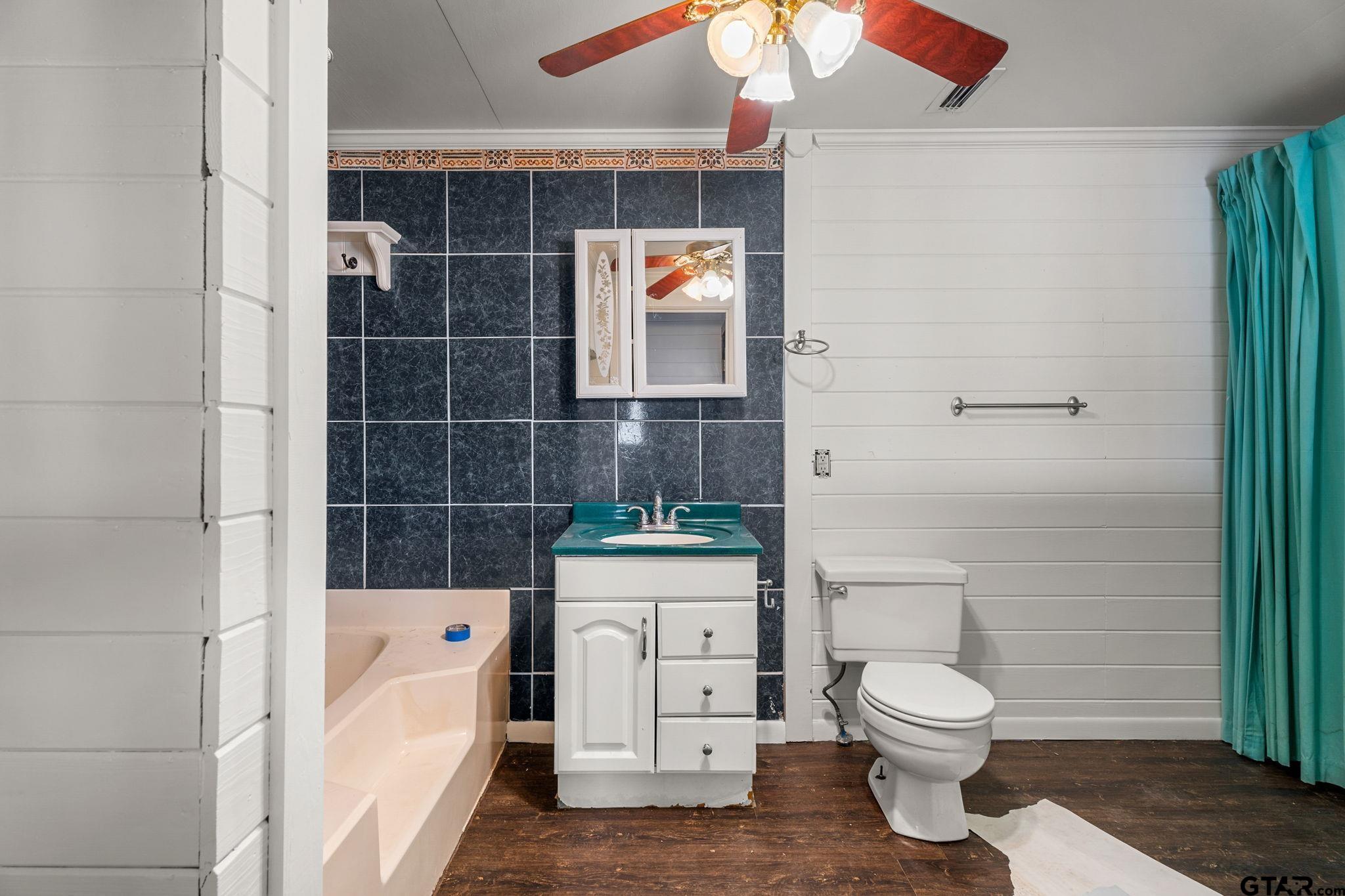 2658 Aqua Vista