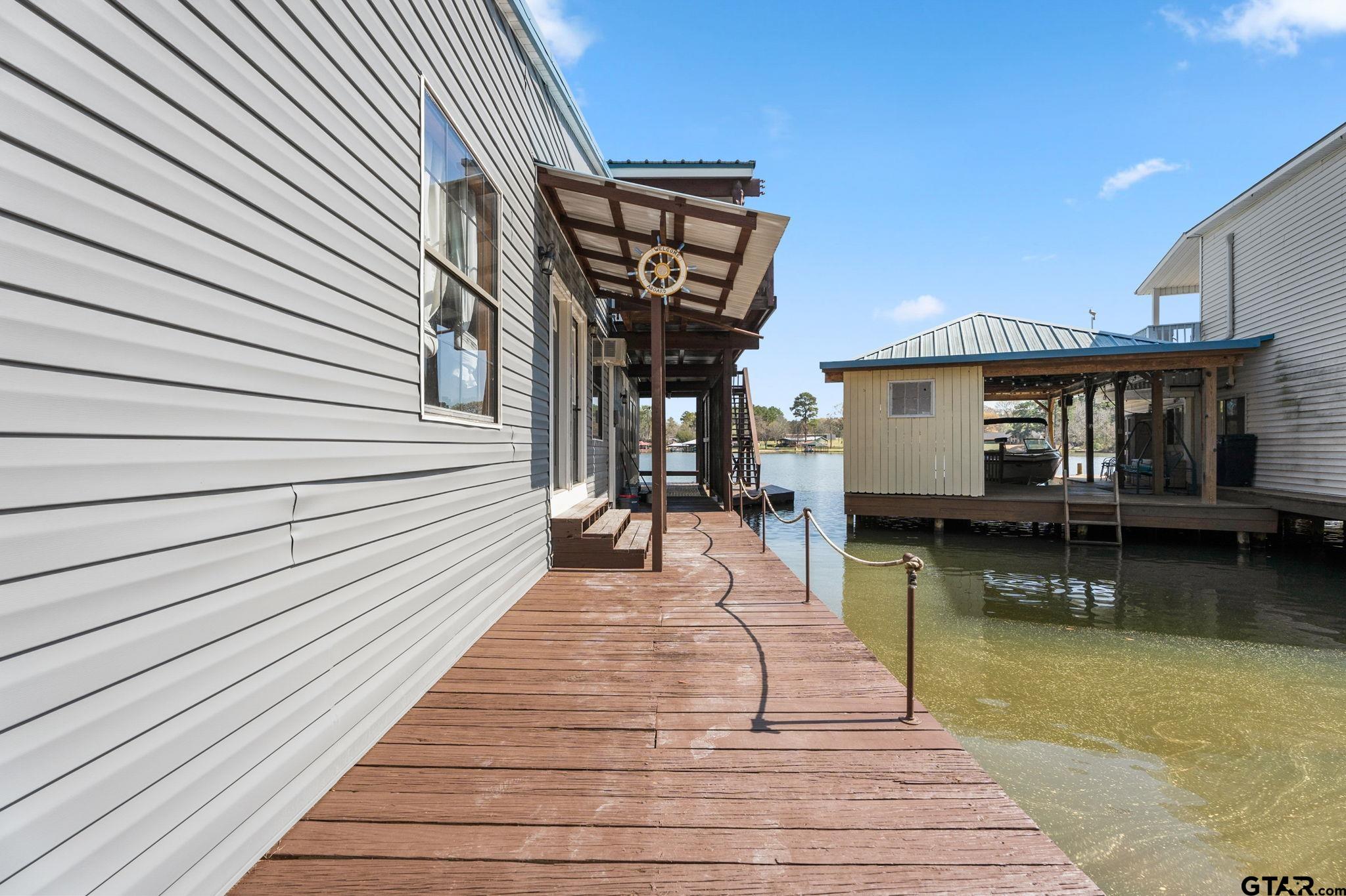 2658 Aqua Vista