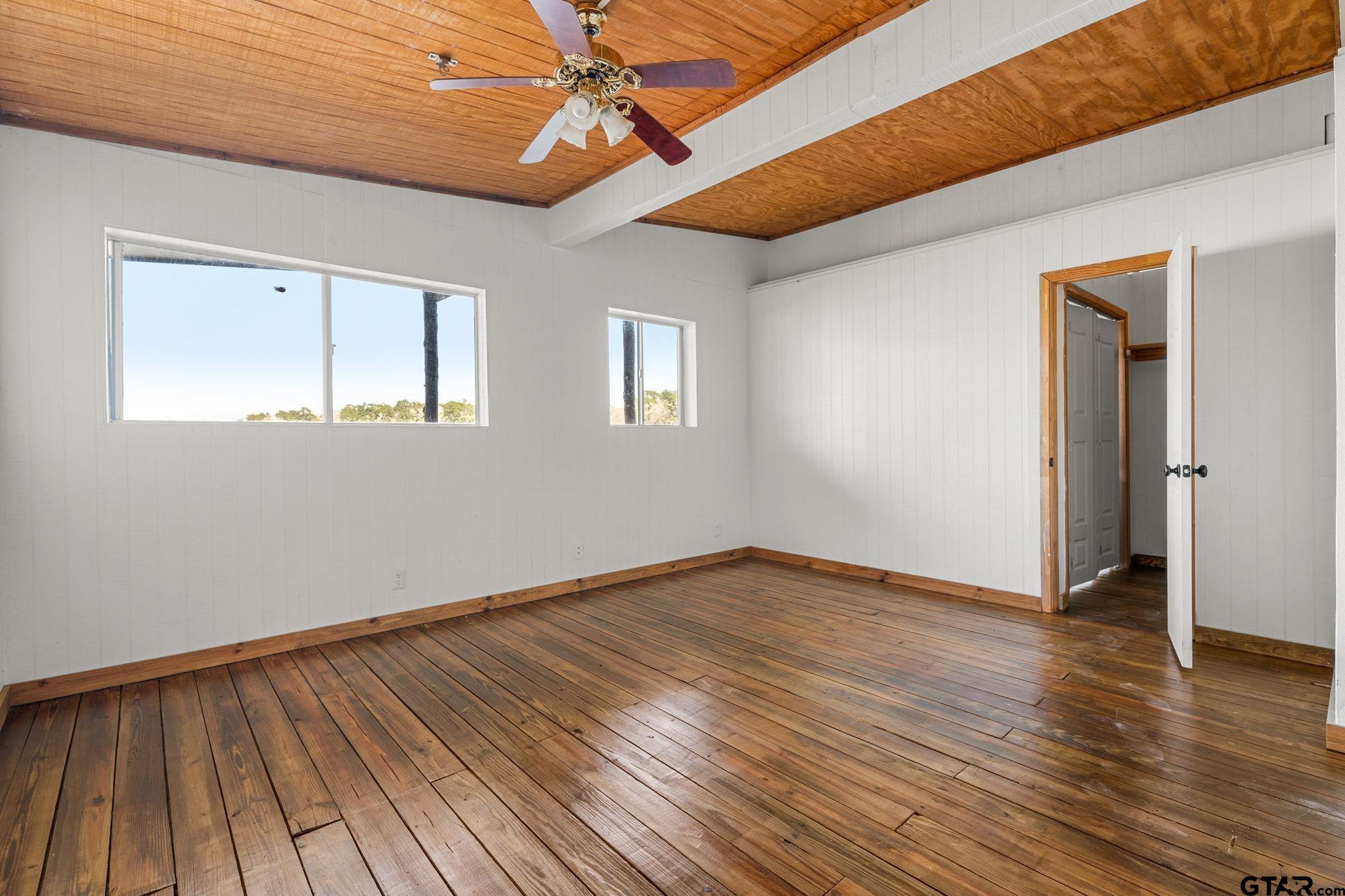 2658 Aqua Vista