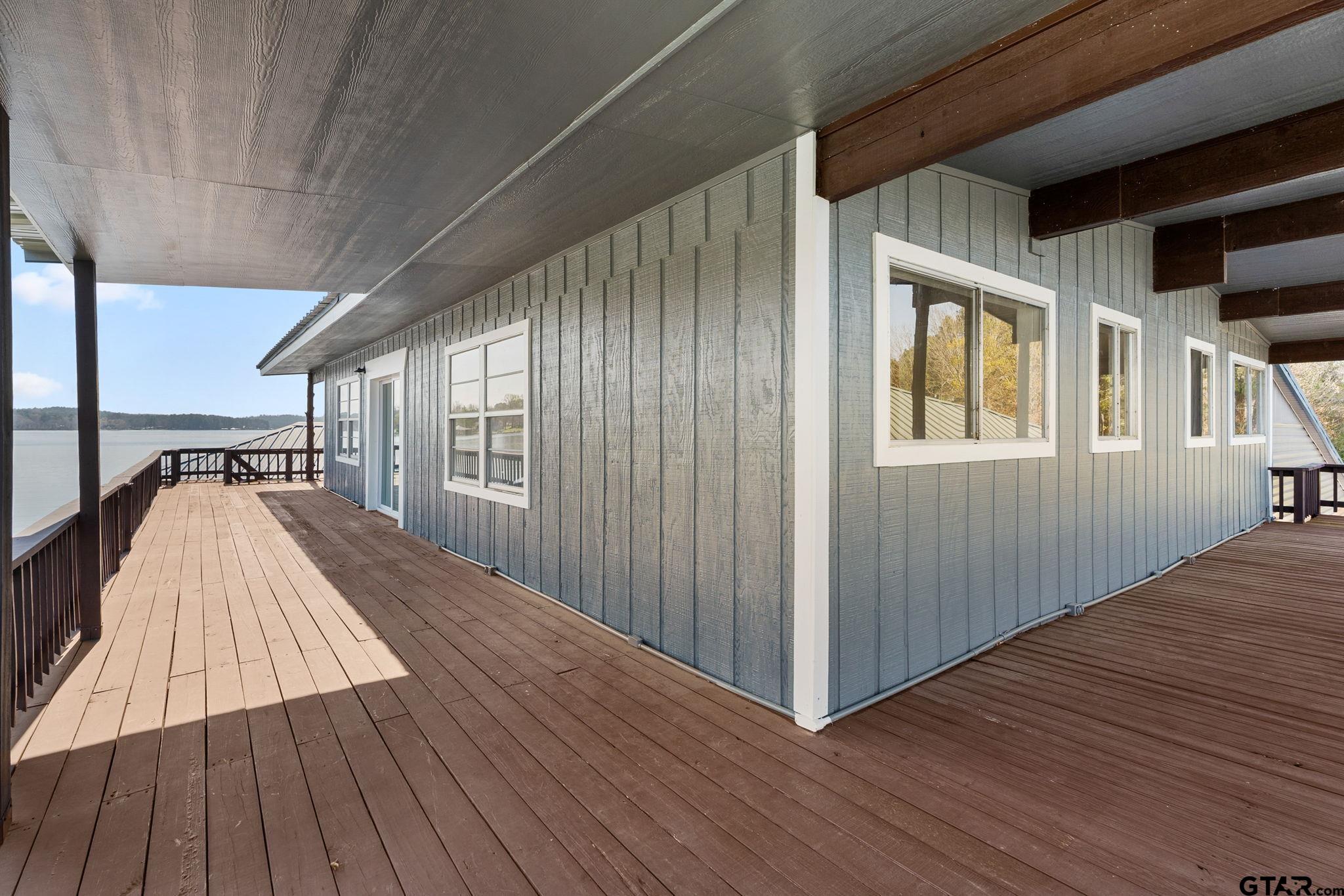 2658 Aqua Vista