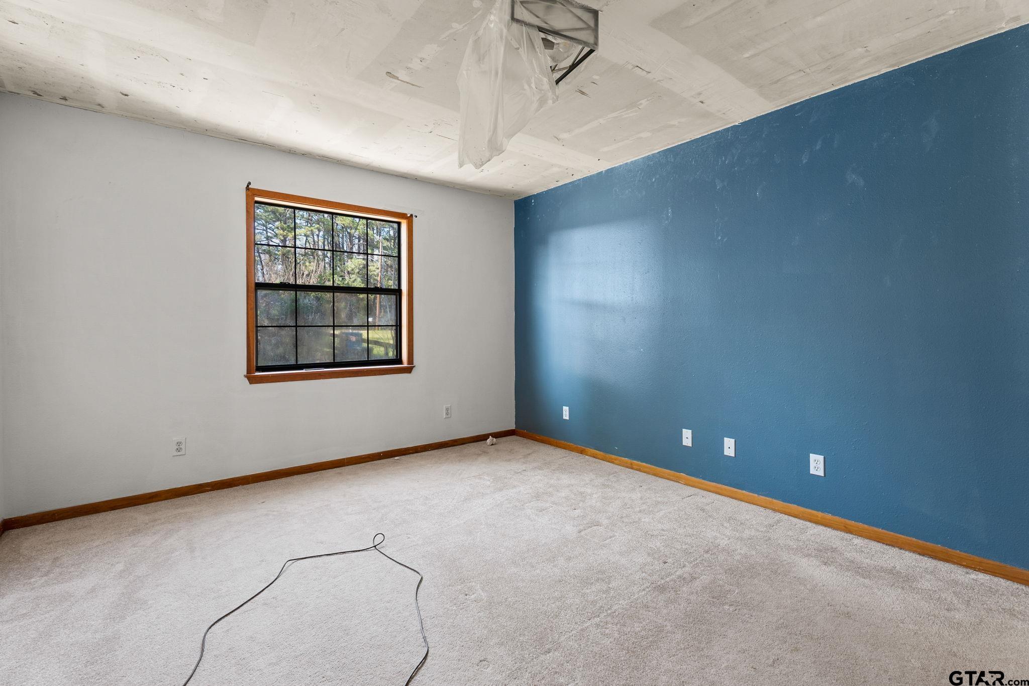 2658 Aqua Vista