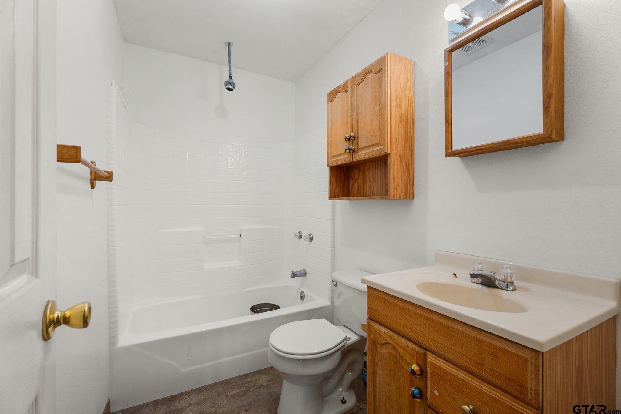 2658 Aqua Vista
