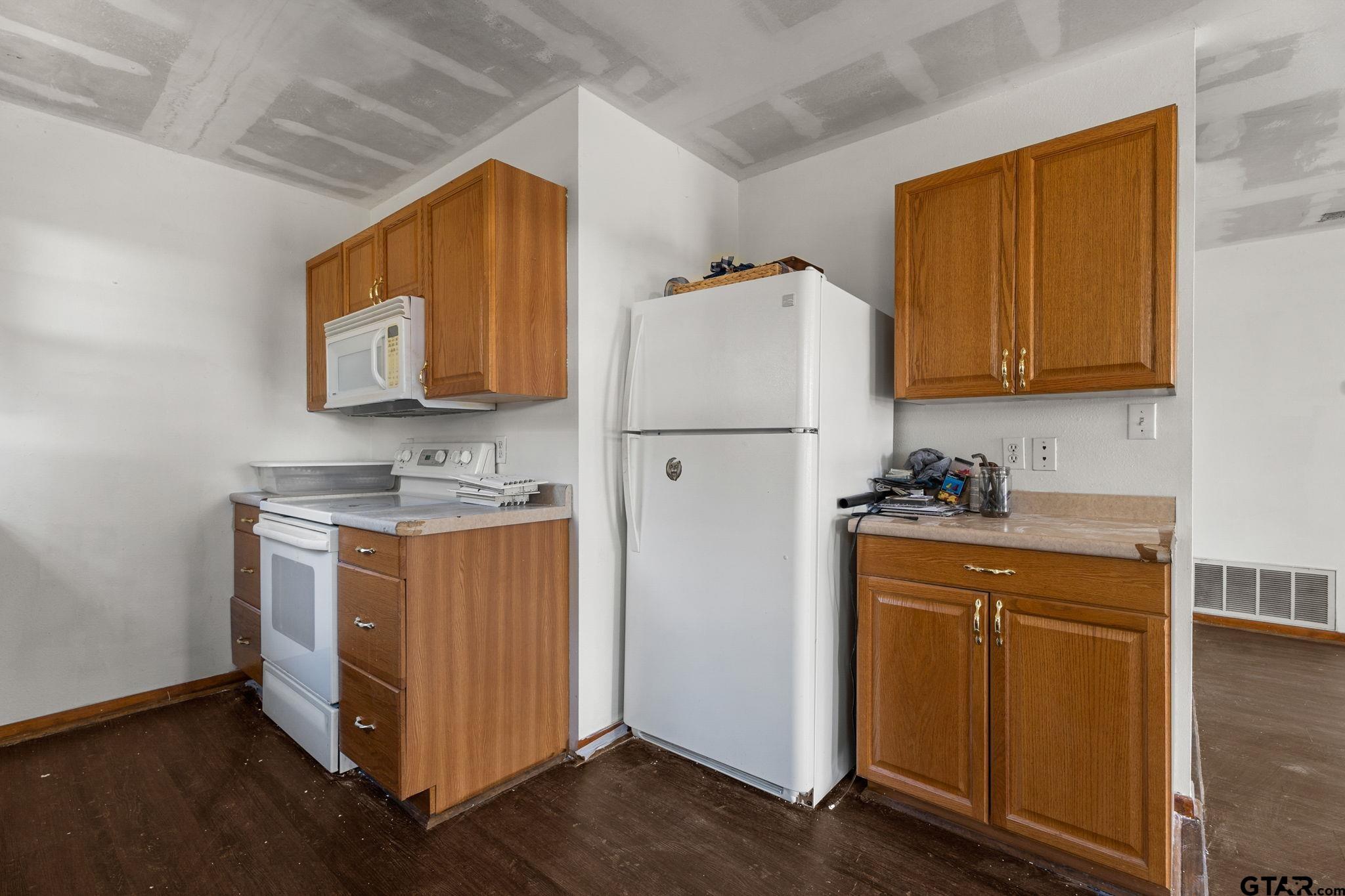 2658 Aqua Vista