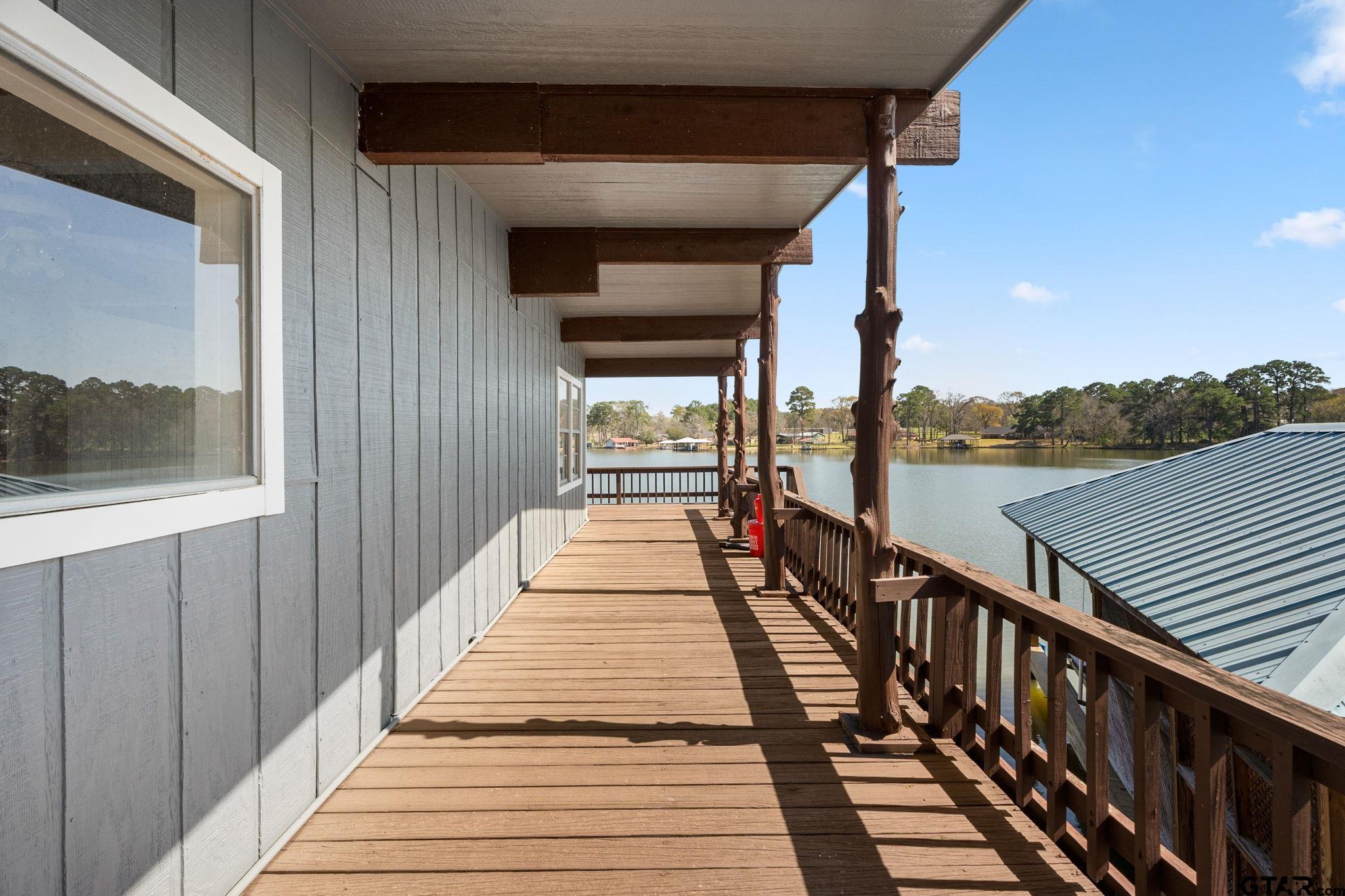 2658 Aqua Vista