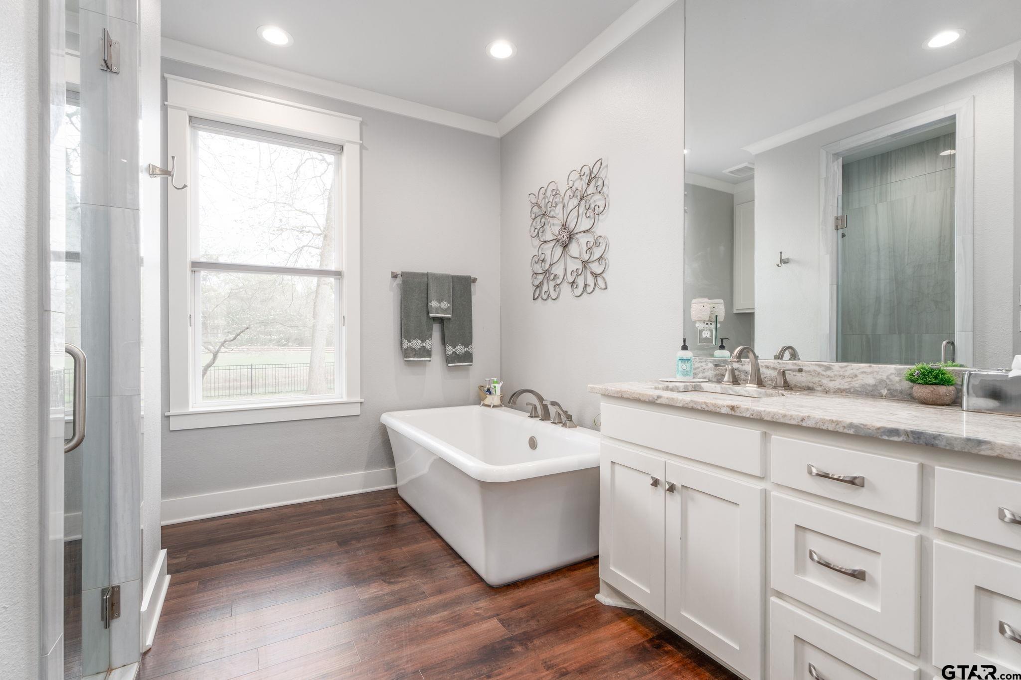 201 Dogwood Lakes Circle