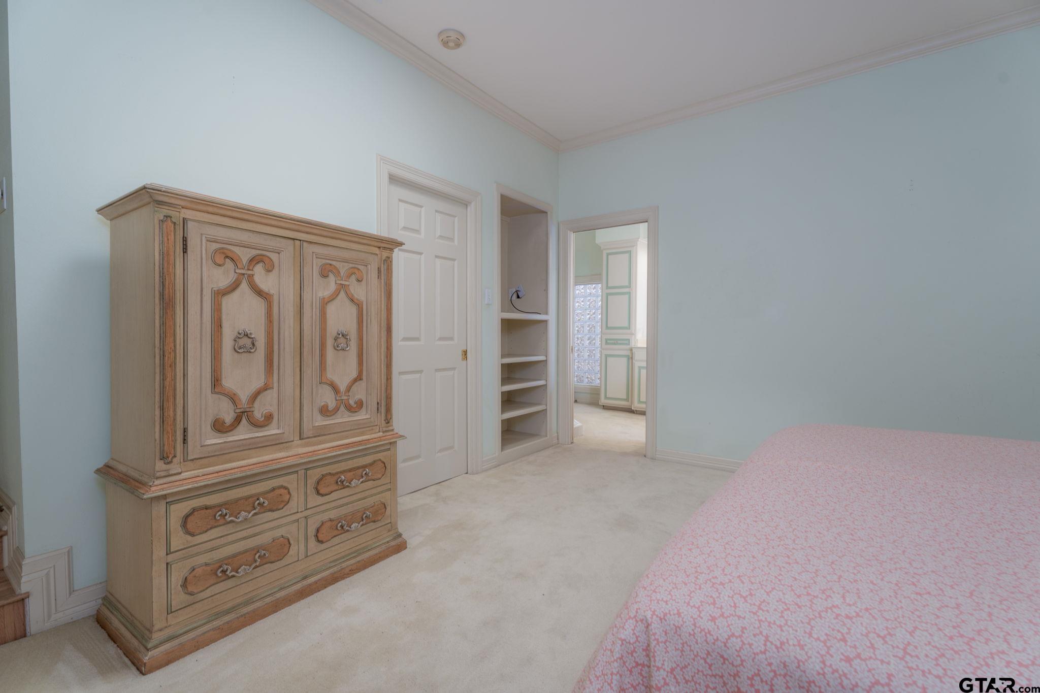 308 E 3rd