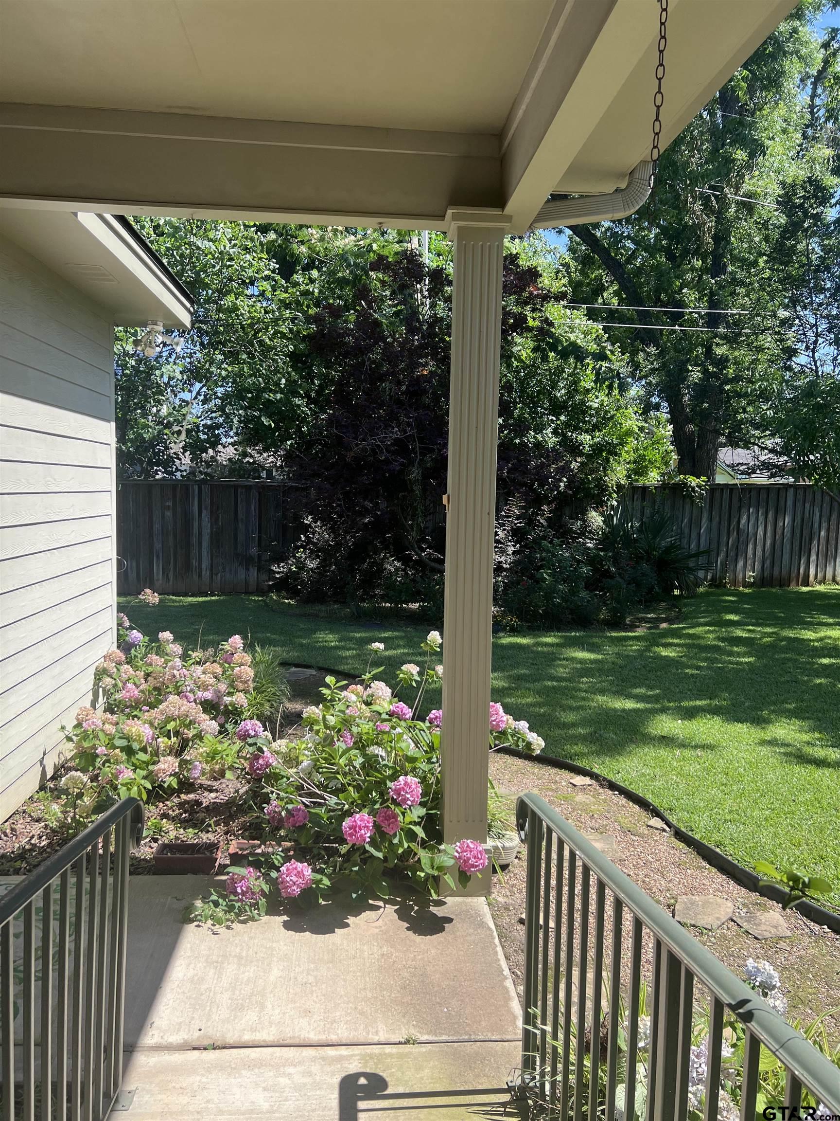 308 E 3rd