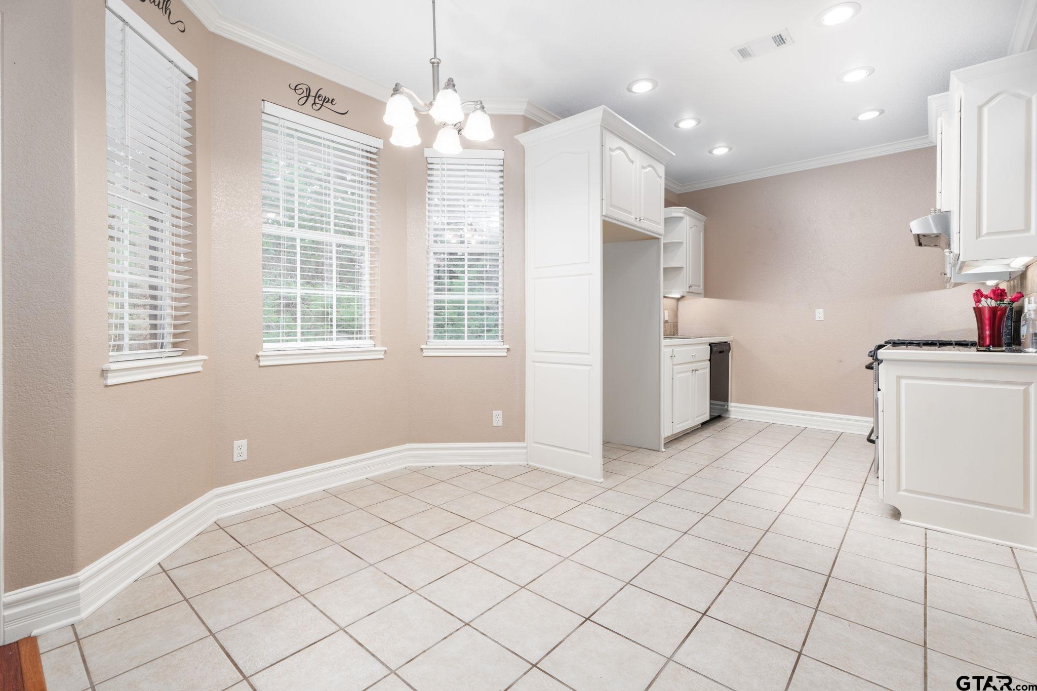 8007 Cottonwood