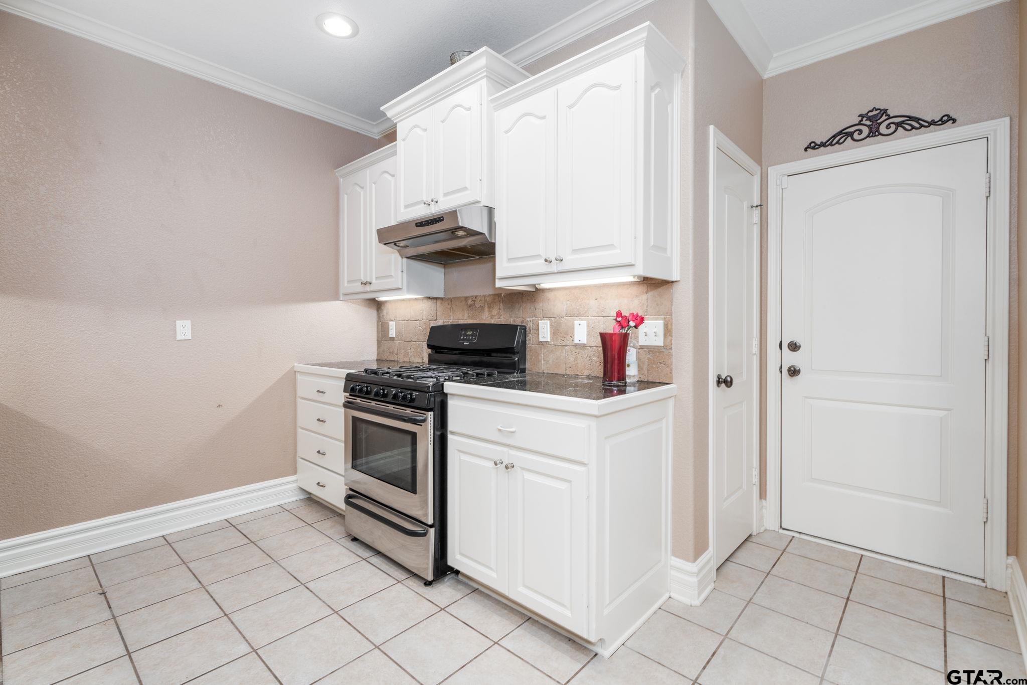 8007 Cottonwood
