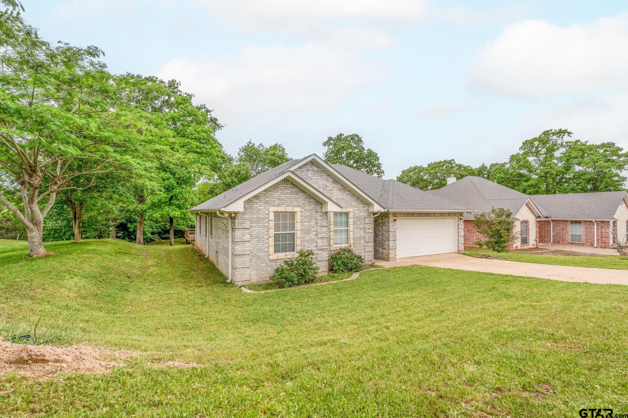 8007 Cottonwood