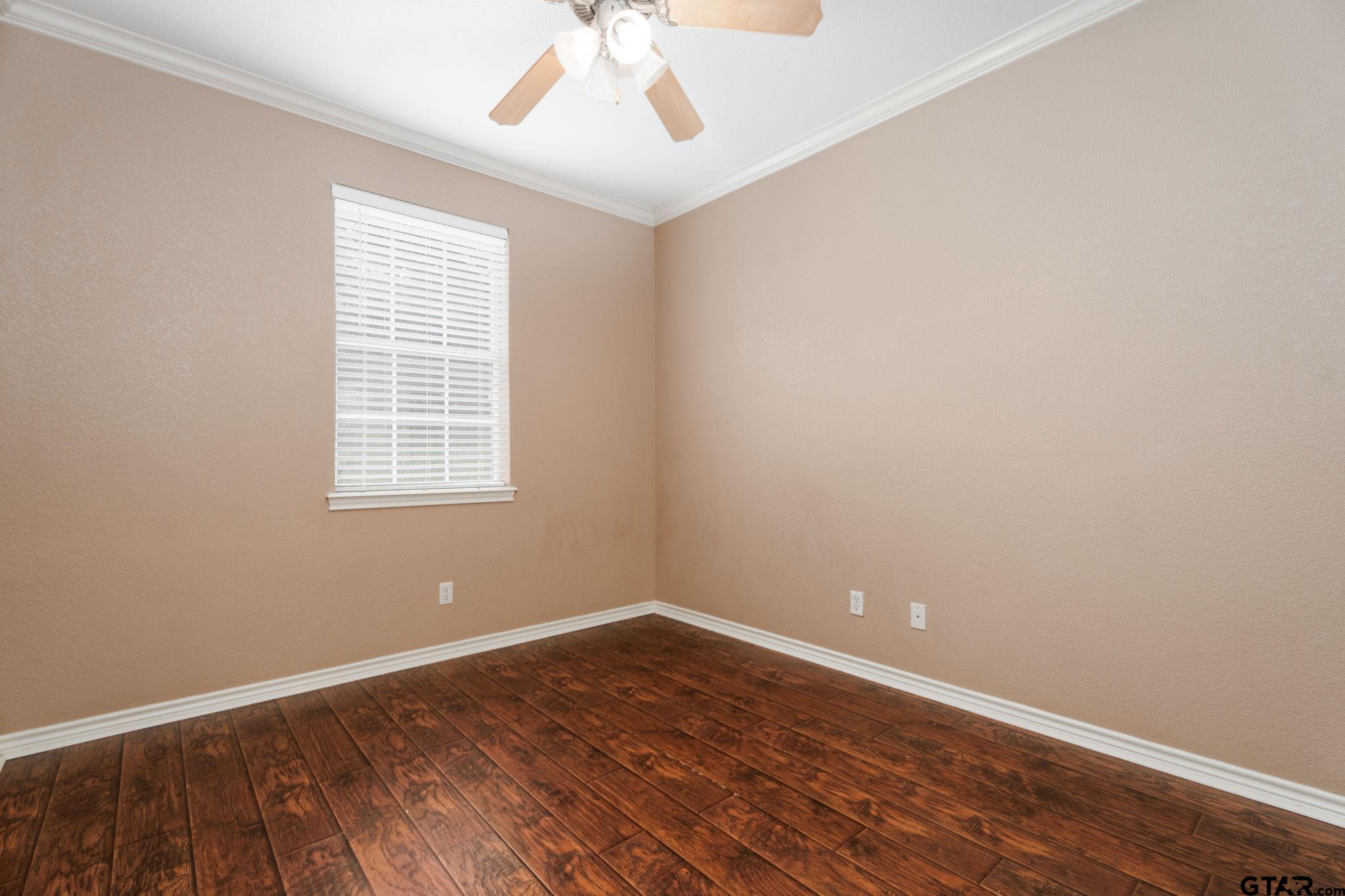 8007 Cottonwood