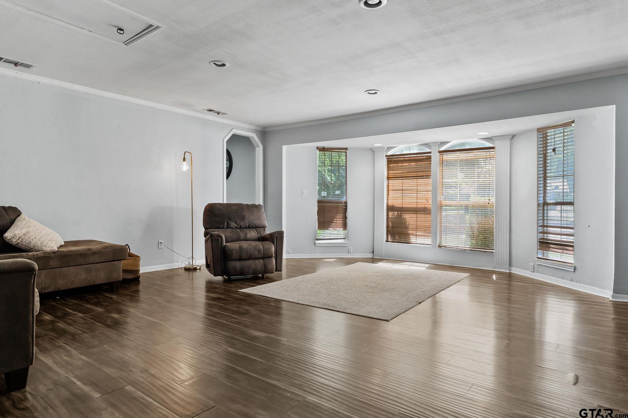 10921 County Road 2250
