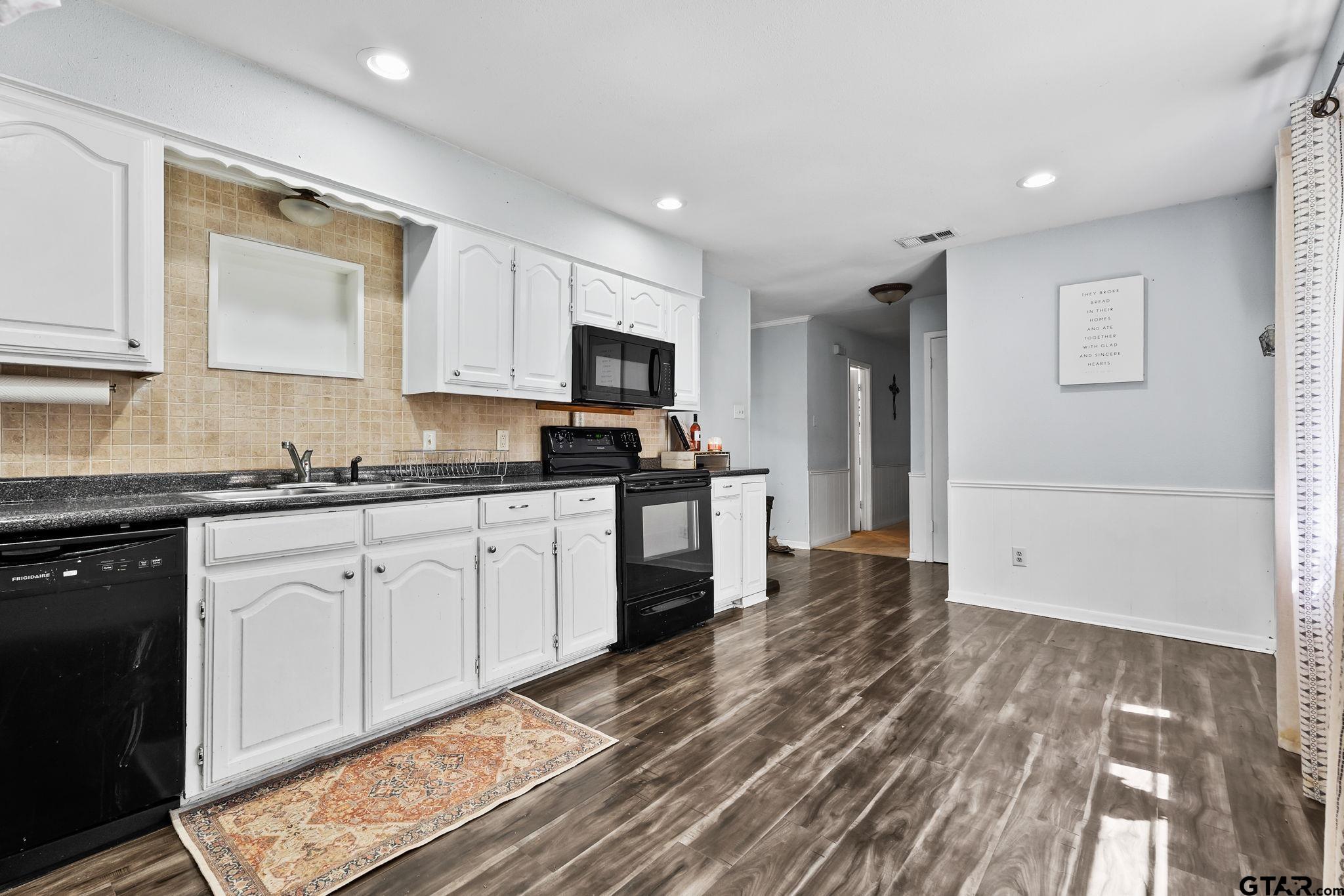 10921 County Road 2250