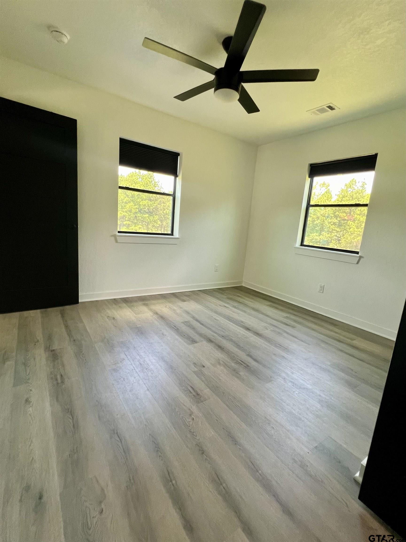 2215 Evergreen