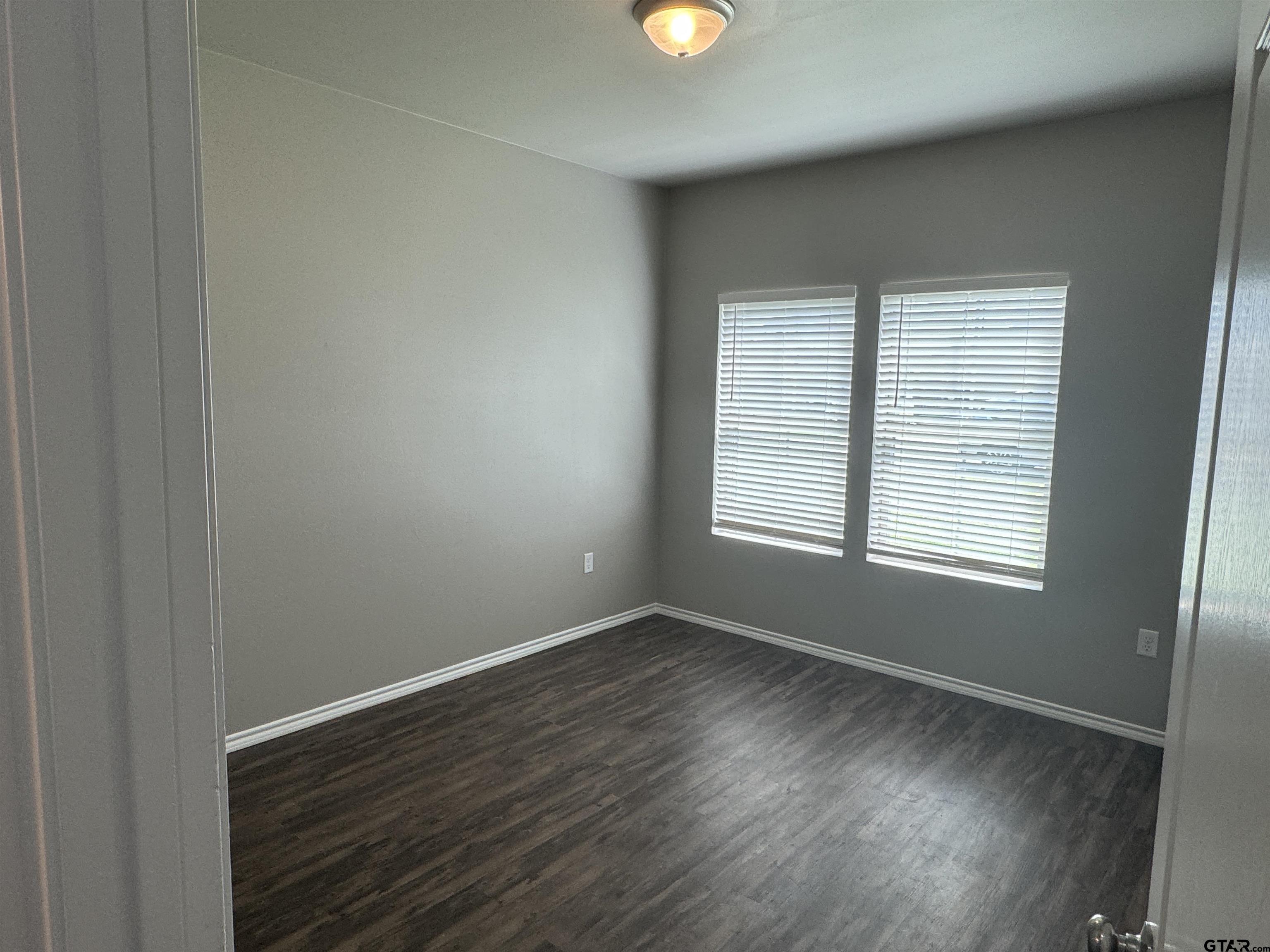 1215 Mission Creek Dr