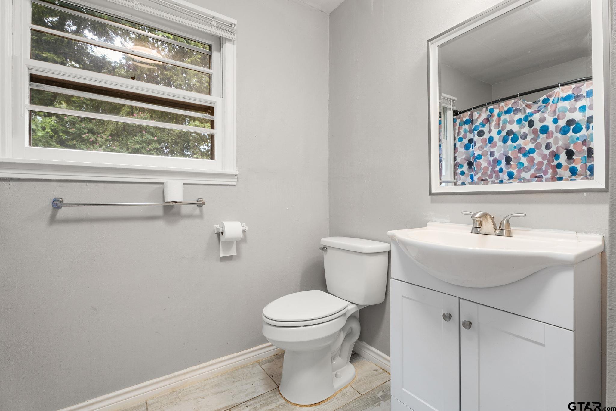 1226 Ridgeview
