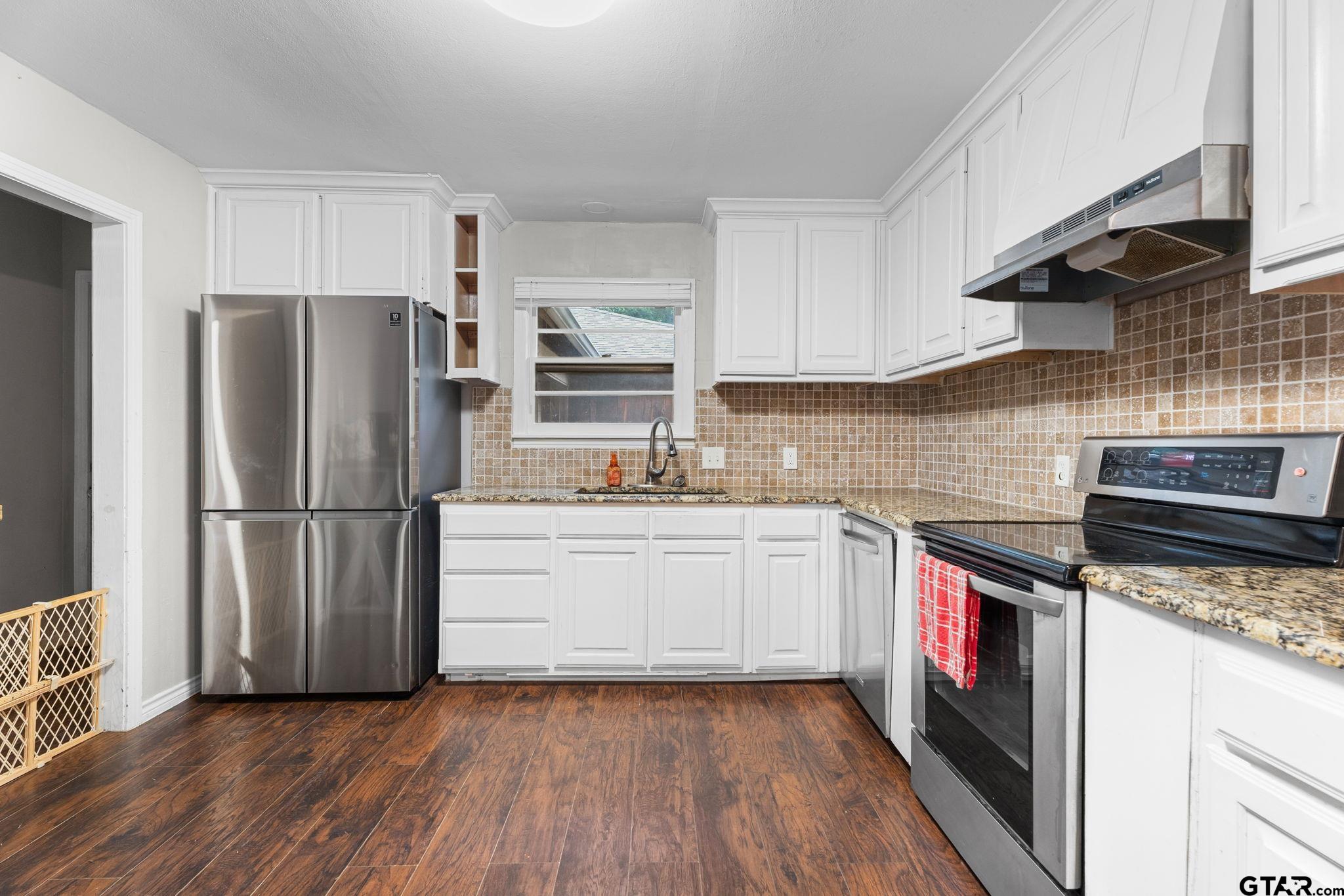 1226 Ridgeview